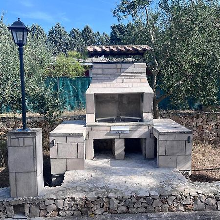 Villa L'Ottagono Con Cucina Parcheggio Privato Telecamerizzato E Wifi Gioia Del Colle Exterior foto