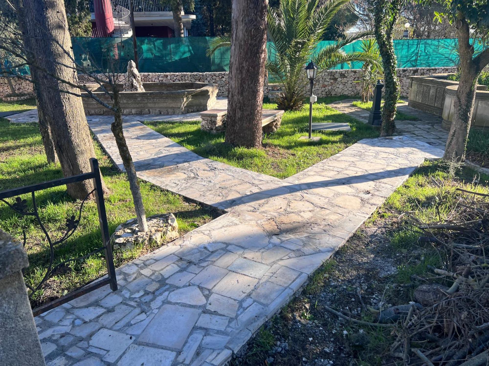 Villa L'Ottagono Con Cucina Parcheggio Privato Telecamerizzato E Wifi Gioia Del Colle Exterior foto